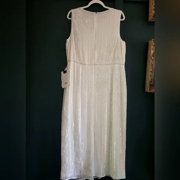 NWT Mac Duggal 70260 White Striped Beaded Floral Embellish Sleeveless Midi Dress - Picture 9 of 16